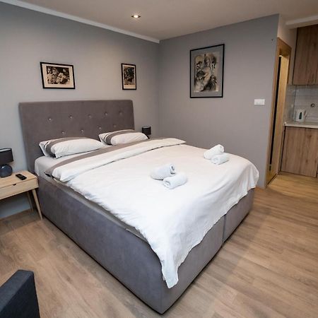 Marshal Apartment Belgrado Esterno foto
